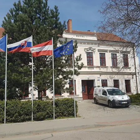 Hotel Drnholec Hotel