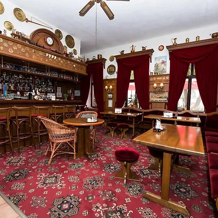 Hotel Hotel Drnholec