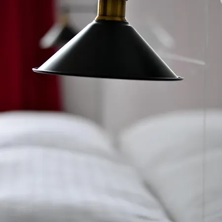 호텔 Hotel Drnholec 3*