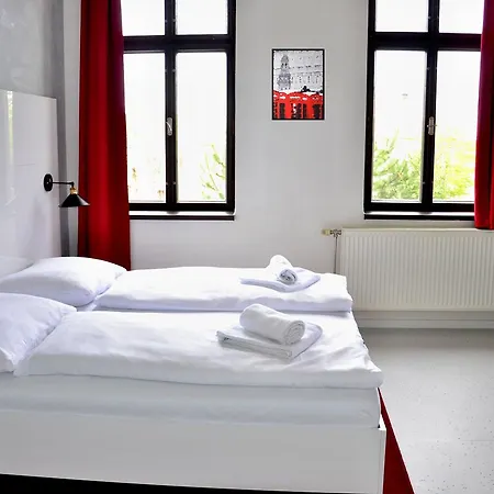 호텔 Hotel Drnholec
