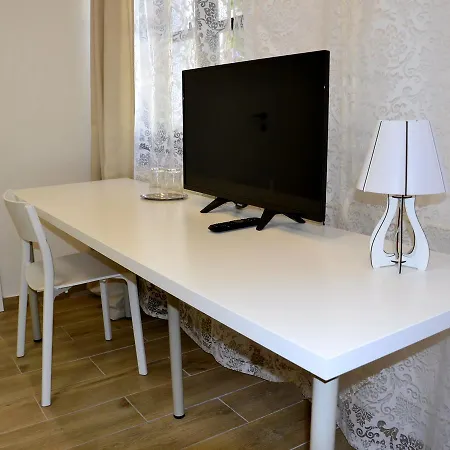 Hotel Drnholec 3*