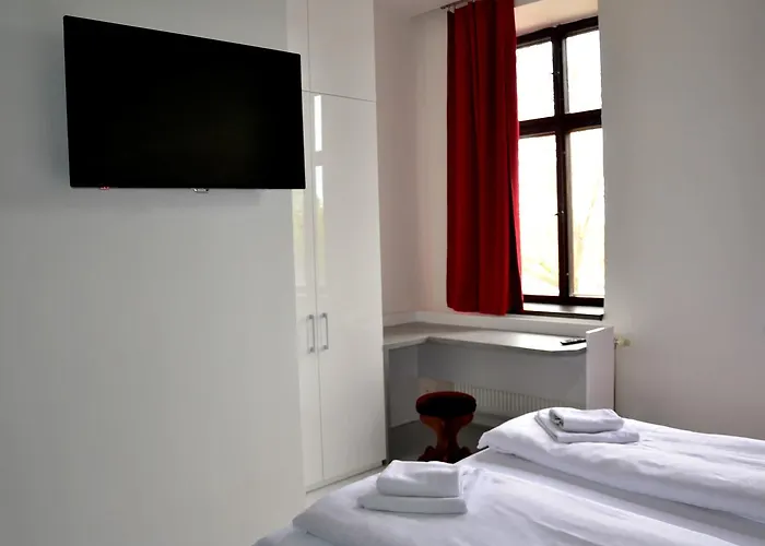 Hotel Drnholec 호텔